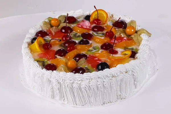 Cake with berries — Stock Photo, Image