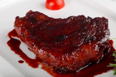 Berry soslu biftek