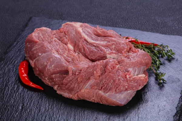 Trozo de carne de res —  Fotos de Stock