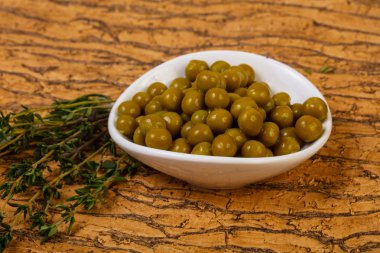 marine edilmiş yeşil bezelye