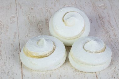 Lezzetli Meringues çerezleri