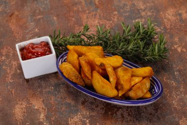 Kızarmış patates dilimleri