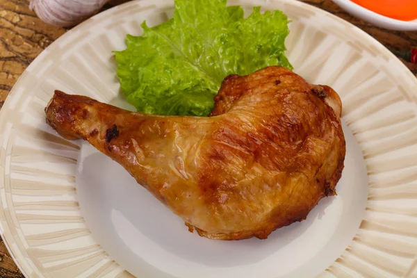 Pierna de pollo asado — Foto de Stock