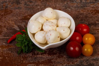 mozzarella peynir topları