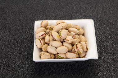 Fıstıklı fındık yığını