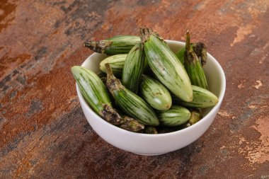 Yeşil Asya patlıcan