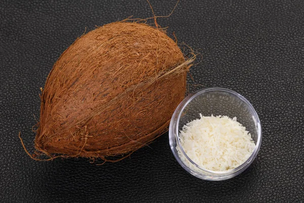 Coconut shredded chip with nut