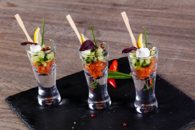 Somon ve salatalık mix