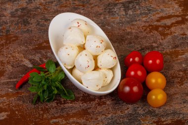 mozzarella peynir topları