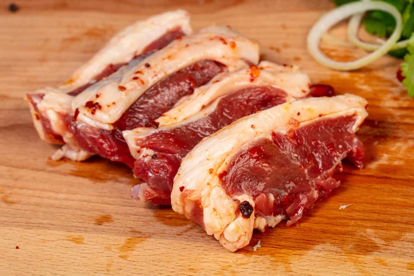 Rohes Lammfleisch Stockfoto