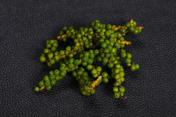 Çiğ taze yeşil biber Mısır