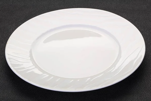 Boş beyaz tabak