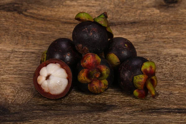 Fruta exótica deliciosa doce - Mangostão — Fotografia de Stock