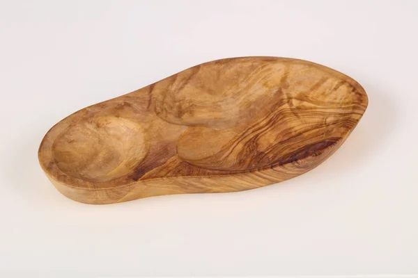 Tigela de madeira vazia feita de madeira de oliveira — Fotografia de Stock