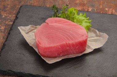 çiğ orkinos biftek