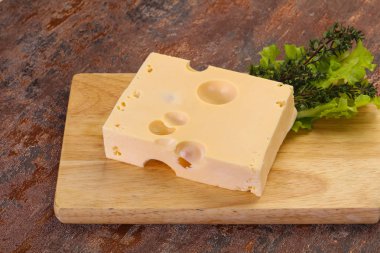 Maasdam peynir tuğla