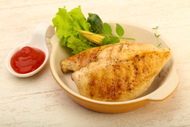 kavrulmuş tavuk göğsü