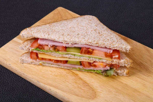 ハムとチーズのクラブ サンドイッチ — ストック写真