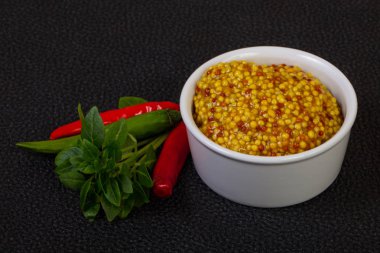 Geleneksel dijon hardalı