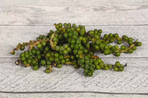 Maíz crudo de pimienta verde fresca —  Fotos de Stock