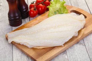 Ham pisi balığı filetosu