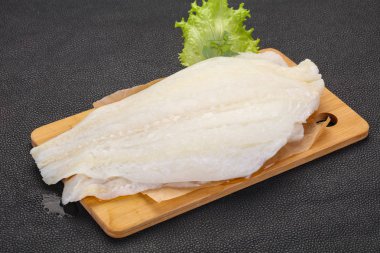Ham pisi balığı filetosu