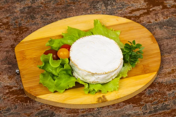 Queijo delicoso de camembert — Fotografia de Stock