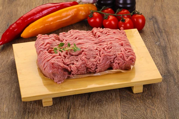 Carne macinata di tacchino crudo — Foto Stock