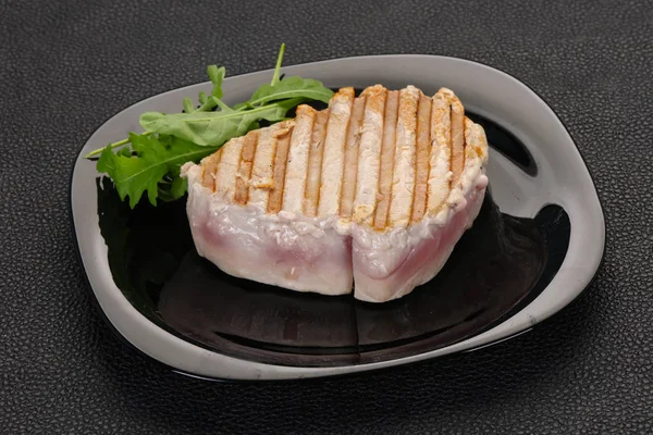 Grilled tuna steak — Stock Photo, Image