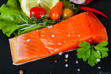 ham alabalık filetosu