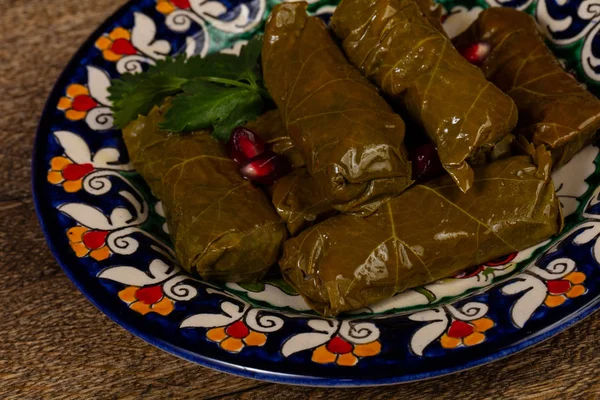 Caucasiano tradicional Dolma — Fotografia de Stock