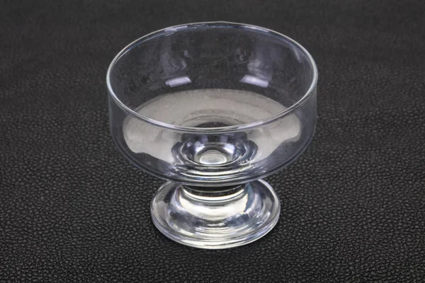 Empty glass bowl — Stock Photo, Image