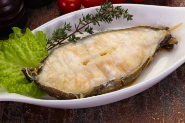 Wolffish biftek pişmiş