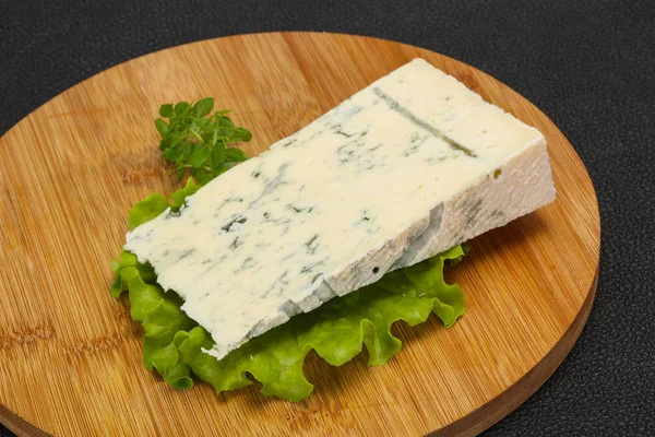 Italian traditional gorgonzola soft cheese — Stock Photo, Image