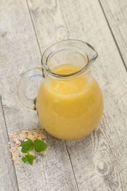 Ahşap üzerinde Diyet vejetaryen yulaf süt