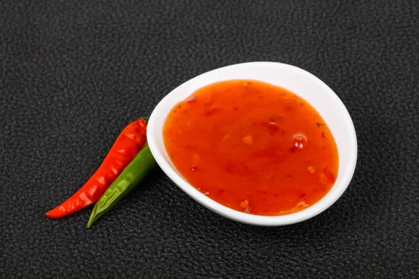 Sweet and spicy chilli sauce — Stock Photo, Image