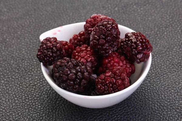 Frozen BlackBerry heap — Stock Photo, Image