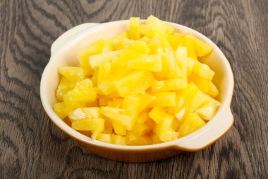 konserve ananas