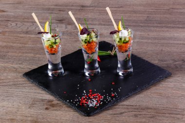 Somon ve salatalık mix