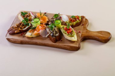 İspanyol bruschetta mix