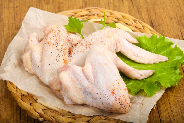 Raw chicken wings — Stock Photo, Image