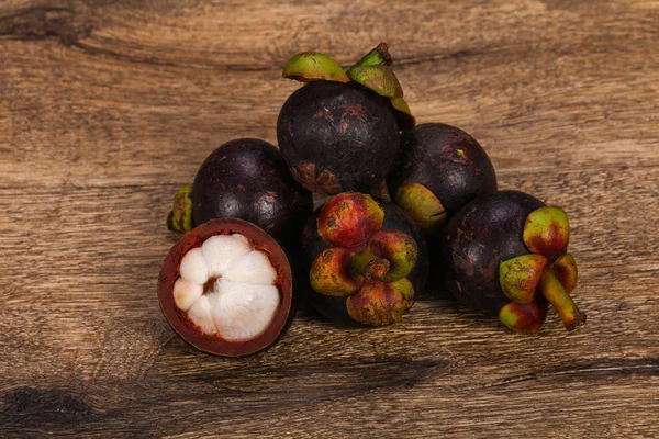Fruta exótica deliciosa doce - Mangostão — Fotografia de Stock