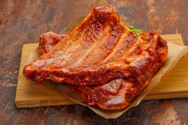 Raw marinated pork ribs — Stock Photo, Image