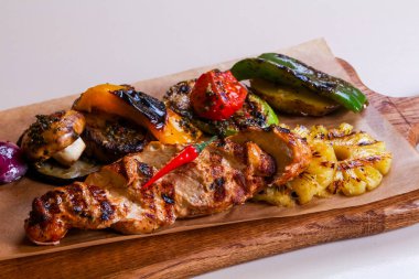 Izgara tavuk göğsü.