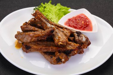 kavrulmuş Domuz kaburga