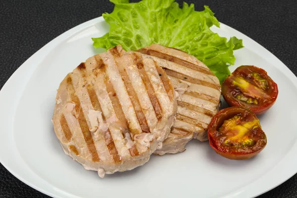 Grillowany stek z tuńczyka z kumato — Zdjęcie stockowe