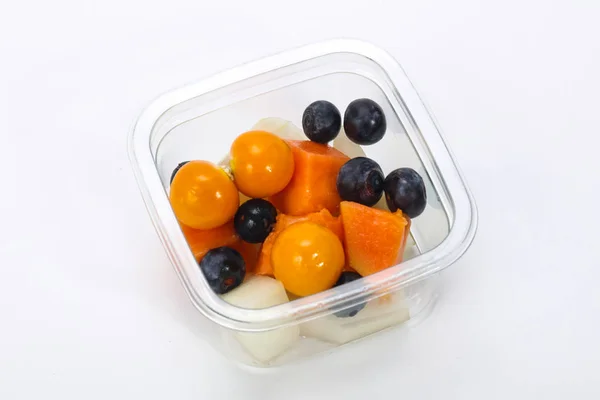 상자에 슬라이스 과일 믹스 — 스톡 사진