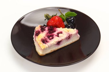 Kiraz servis çilek ile Cheesecake