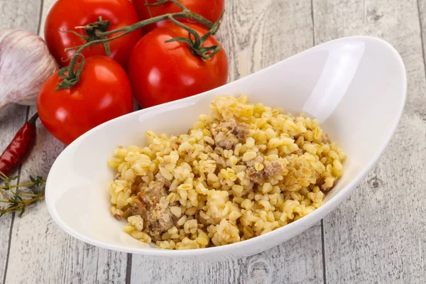 Bulgur con carne —  Fotos de Stock