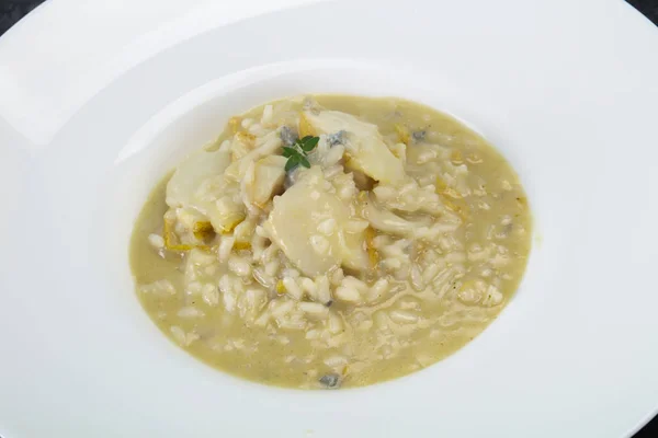 Risotto with pear and cheese — Stock Photo, Image